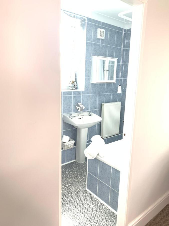 Seaspray Boutique Whitby Apartment Buitenkant foto